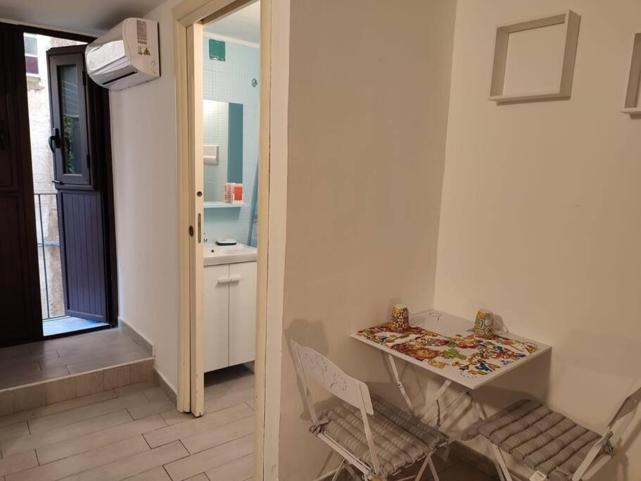 Loft Palermo: Cathedral Small Apartment Ngoại thất bức ảnh